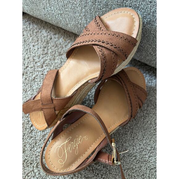 Fergie Suede Size 9 NWT Brown Leather 3” Wedge Cork Bottoms - Picture 2 of 7